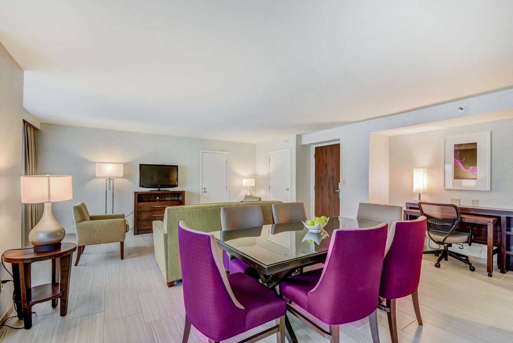HOMEWOOD SUITES BY HILTON INDIANAPOLIS CARMEL, IN